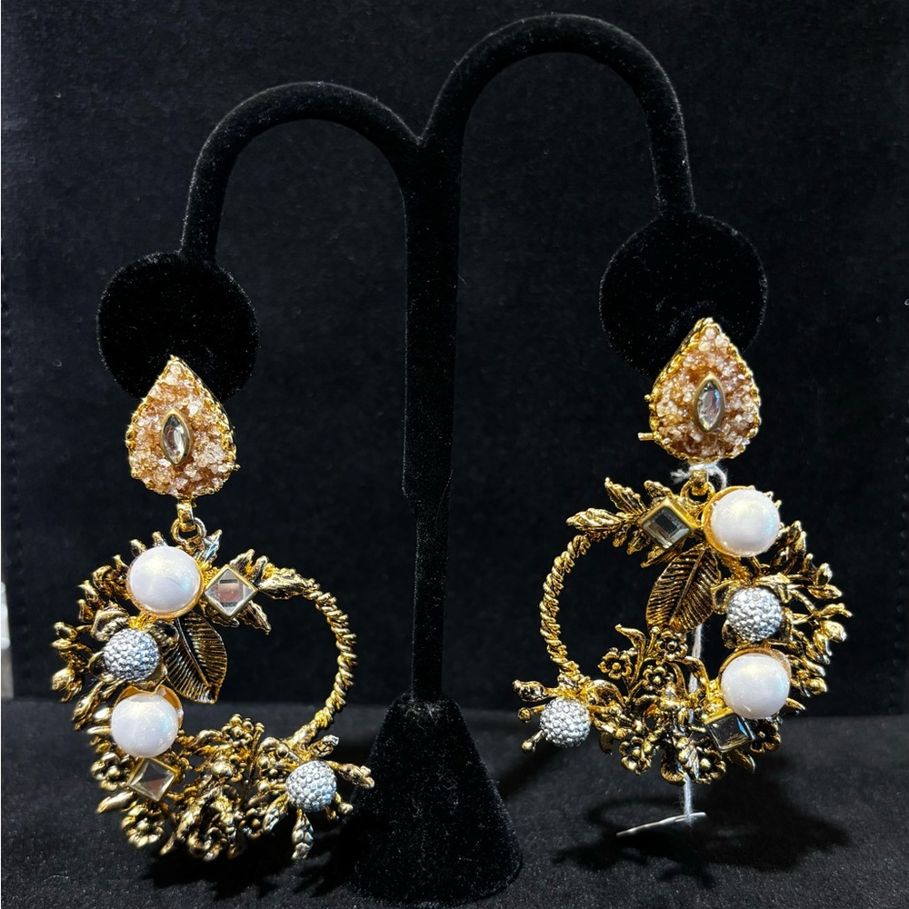 Handcrafted crush stones earrings, pakistani earrings, Indian earrings, jewelry